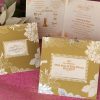 Thiệp cưới giá rẻ GR3013 màu vàng