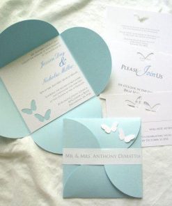 Thiệp cưới TGTD140 bông hoa 4 cánh sáng & nhẹ nhàng