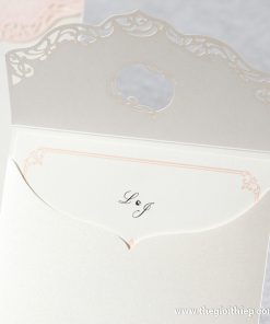 Thiệp cưới cao cấp IWP14002 khi mở ra