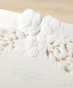 Thiệp cưới đẹp BH4128 hoa văn dập nổi 3D