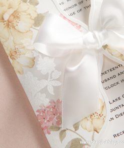 cận cảnh Thiệp cưới IWP14101 sang trọng