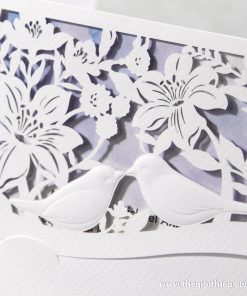 Cận cảnh hình ảnh đôi uyên ương Thiệp cưới IWP14001