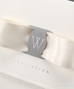 Thiệp cưới BH3307 có nơ dễ thương