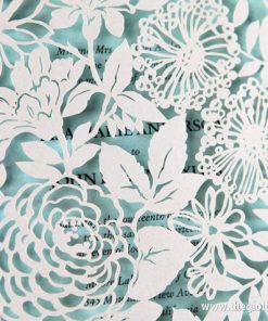 cận cảnh đường cắt laser Thiệp cưới đẹp PK834_WH